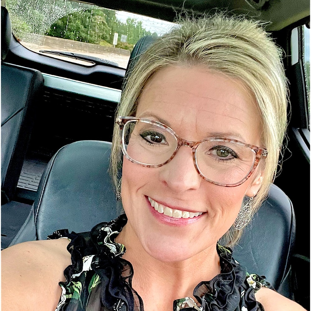 Meet your Posher, Christina